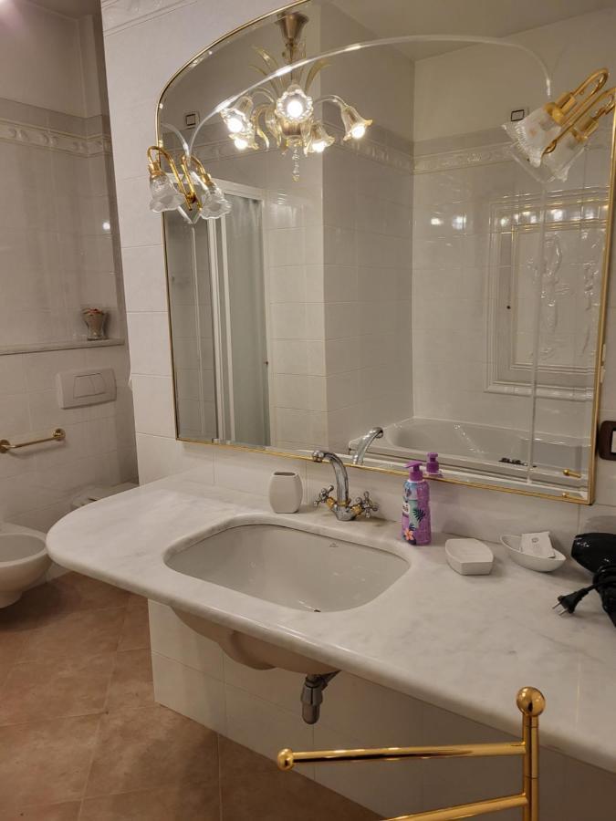 לה ספציה Villa Il Pettirosso מראה חיצוני תמונה