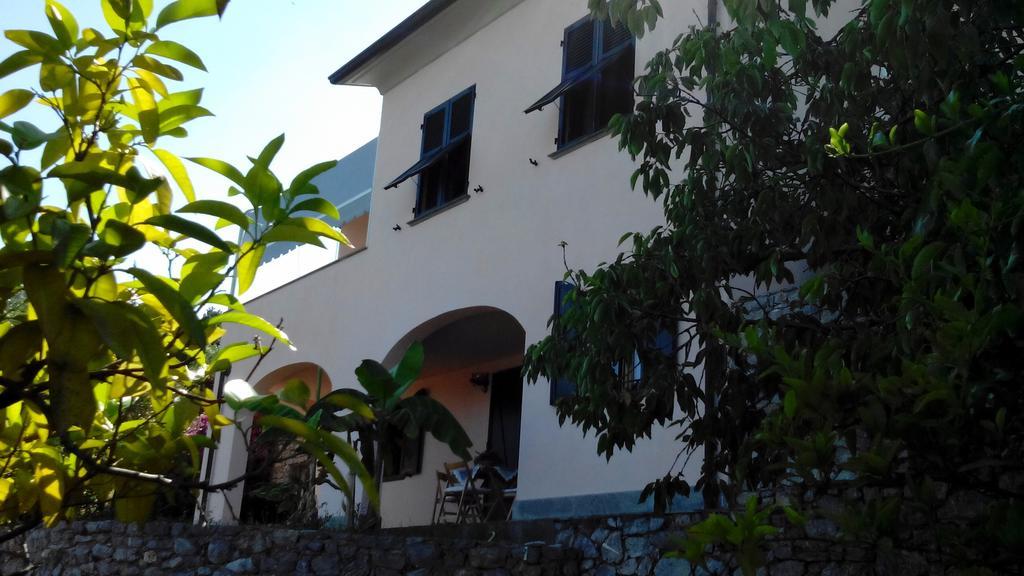 לה ספציה Villa Il Pettirosso מראה חיצוני תמונה